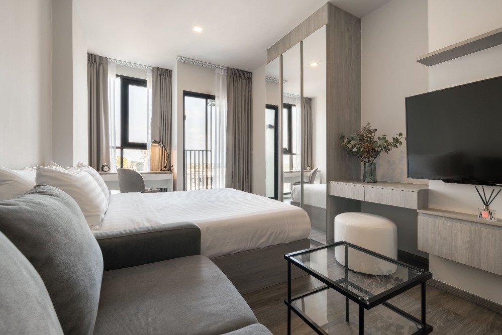 ให้เช่าคอนโดระยอง : ✅ให้เช่าคอนโด น็อตติ้ง ฮิลล์ ระยอง ห้องสตูดิโอ ติดแยกเนินสำลี ใกล้นิคมมาบตาพุด ระยอง 🔥 (Service residence by Hampton) ✅ รับสัญญาเช่า 6 ดือนขึ้นไป