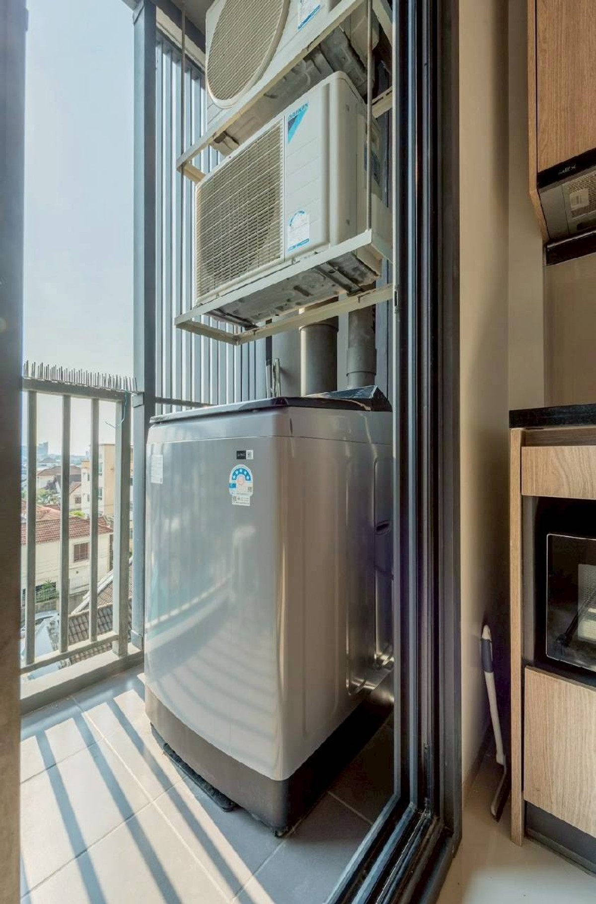 ขายคอนโดบางซื่อ วงศ์สว่าง เตาปูน : ขาย คอนโด The Line วงศ์สว่าง แบบ 1 ห้องนอน 33 ตรม แต่งสวย เฟอร์นิเจอร์ครบ ใกล้ MRT วงศ์สว่าง บางซื่อ บางซ่อน ประชาชื่น พระนครเหนือ : MF24S-015