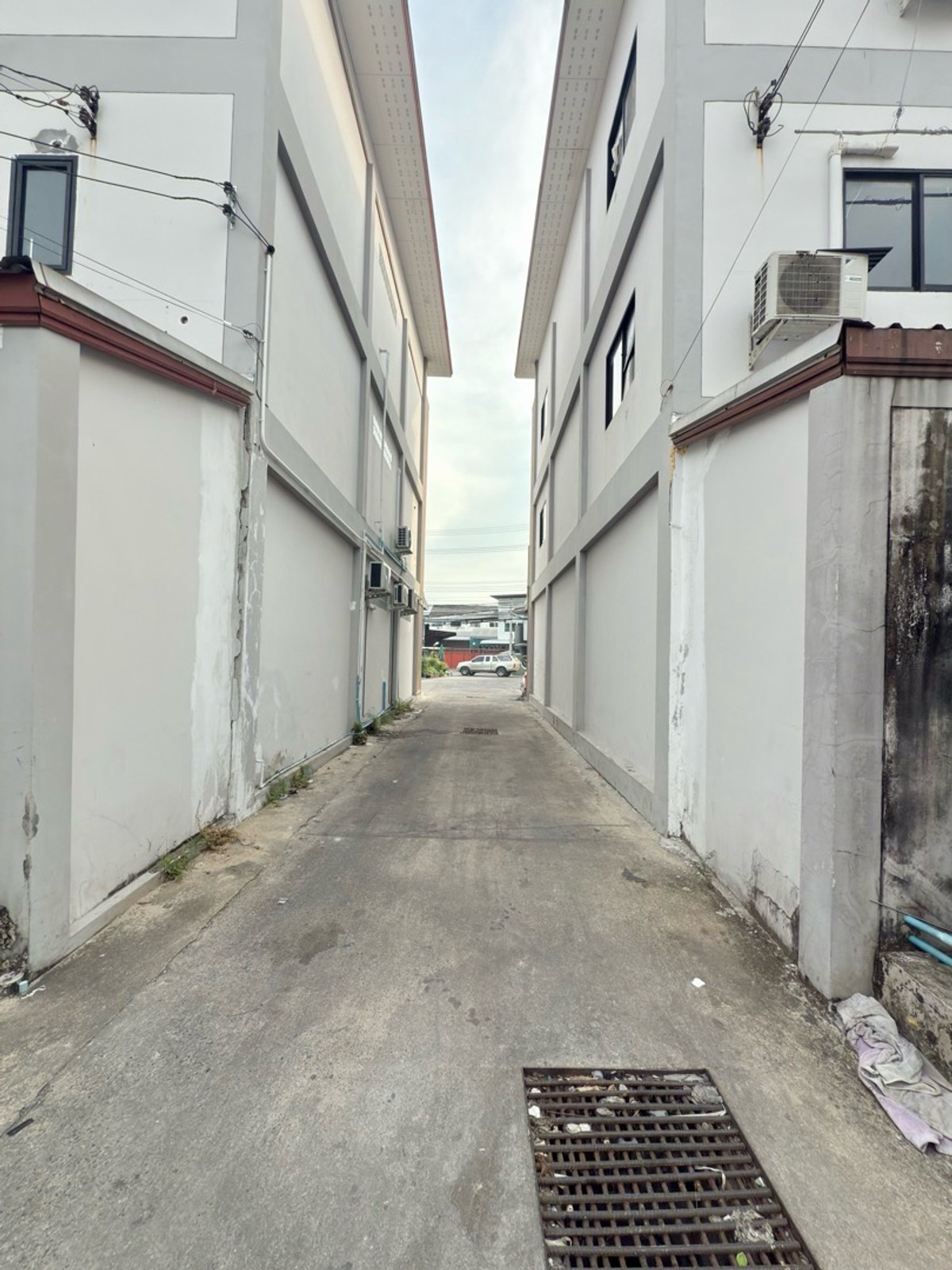 For RentShop HousePattanakan, Srinakarin : Rent a commercial building, 1 unit, Phatthanakan 20, only 20,000