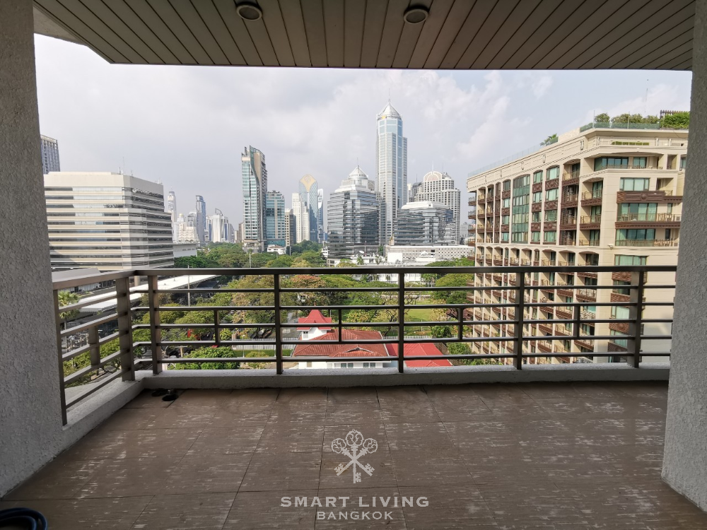 ให้เช่าคอนโดวิทยุ ชิดลม หลังสวน : Huge 3 beds 230 sqm, walk to Lumpini Park only @120K