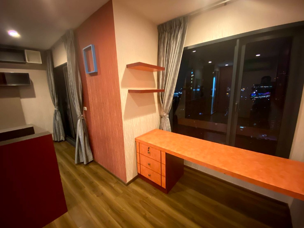 ขายคอนโดสะพานควาย จตุจักร : ขาย Onyx พหลโยธิน 1ห้องนอน 40ตรม ชั้น26 เฟอร์ฯครบ พร้อมเข้าอยู่ คอนโดใกล้ BTS สะพานควาย รพ.เปาโล