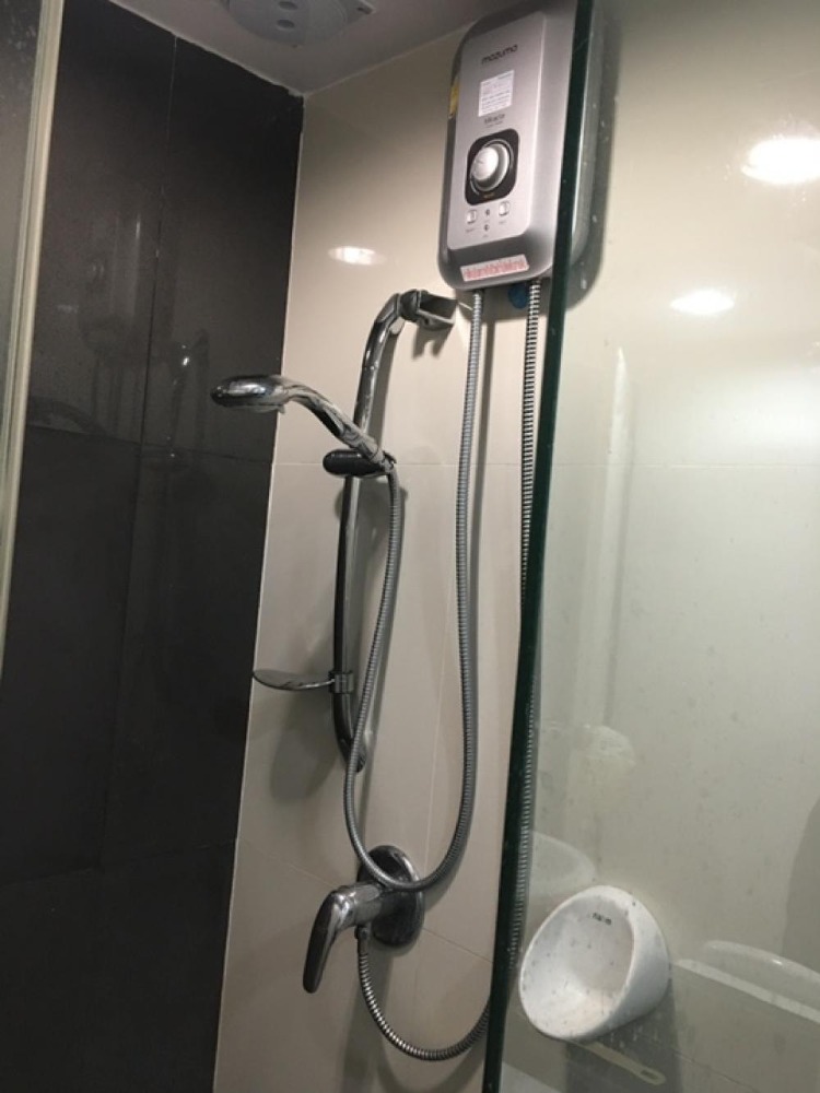 For SaleCondoRatchadapisek, Huaikwang, Suttisan : Urgent sale!! Condo Chateau In Town Ratchada 20-2 (Chateau In Town Ratchada 20-2)