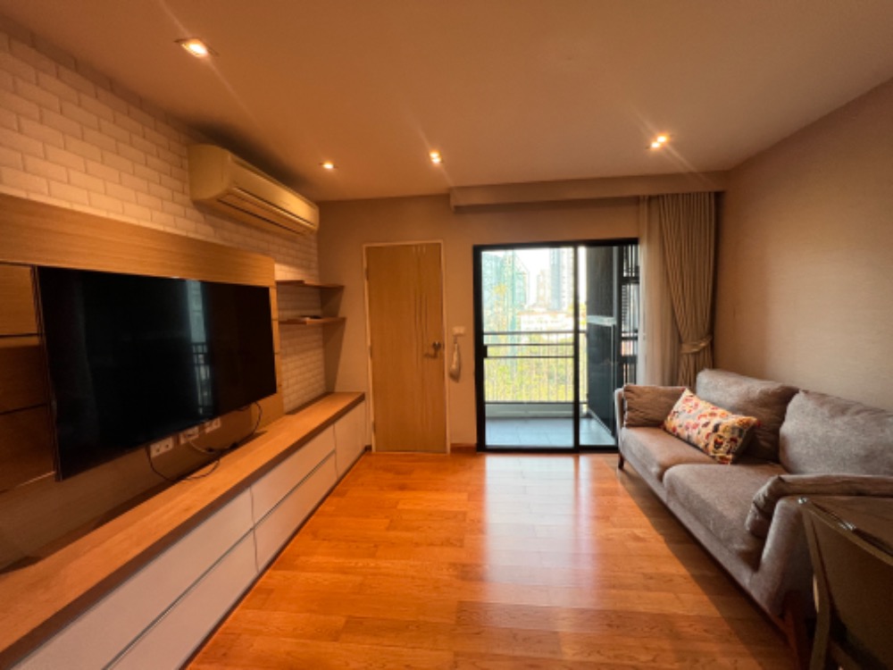 ให้เช่าคอนโดสุขุมวิท อโศก ทองหล่อ : for rent Zenith ekkamai 1 bed big size nice view 🌿💚