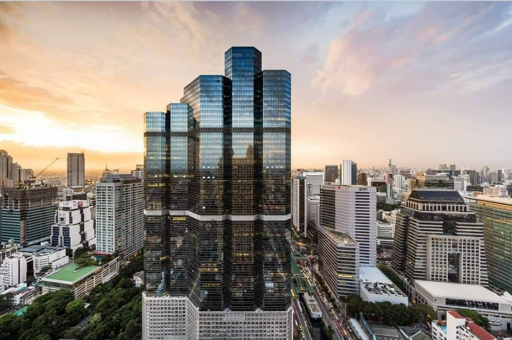 For RentOfficeSathorn, Narathiwat : Office space for rent, Empire Tower Building, 24th floor, area 99.59 sq m., rental fee 89,600 baht/month (900 baht per sq m)