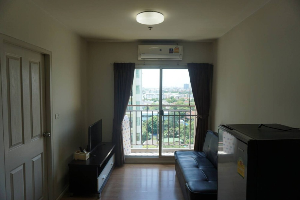 For RentCondoSamut Prakan,Samrong : Condo for rent, Parkland Lite, Parkland Lite, Sukhumvit - Paknam, pool view, with washing machine.