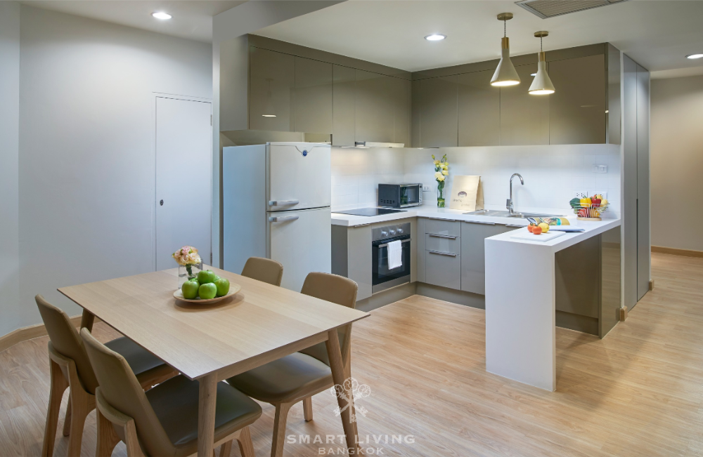 For RentCondoSukhumvit, Asoke, Thonglor : Luxury and fully equipped 2bed, close to BTS Asoke and Benjakiti Park, only @70K!