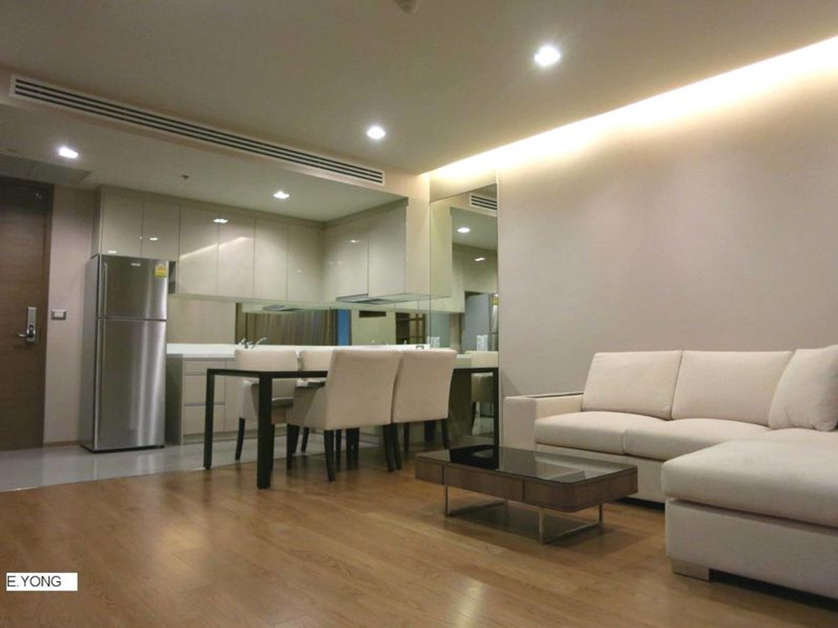 ให้เช่าคอนโดสาทร นราธิวาส : ให้เช่า 2 ห้องนอน ห้องมุม เฟอร์ครบ - Rent 2 Bedroom Nice decoration Fully furnished!!