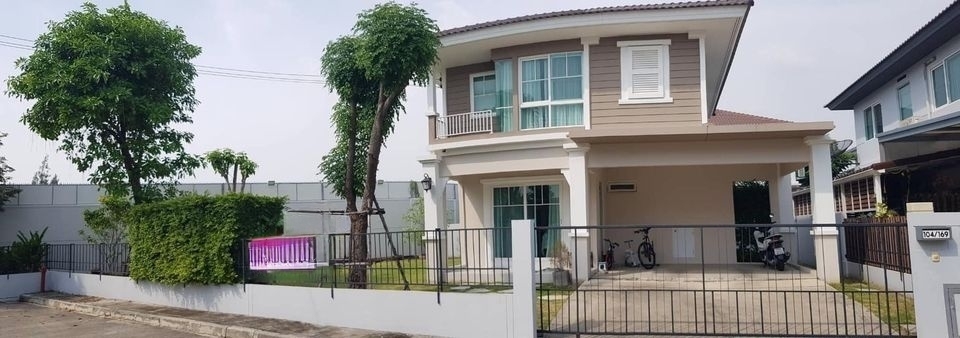 For SaleHouseMahachai Samut Sakhon : Prueklada Mahachai, near Ekachai Road, Rama 2 Road and Sethakit Road, 2-storey detached house, 78.2 square meters.