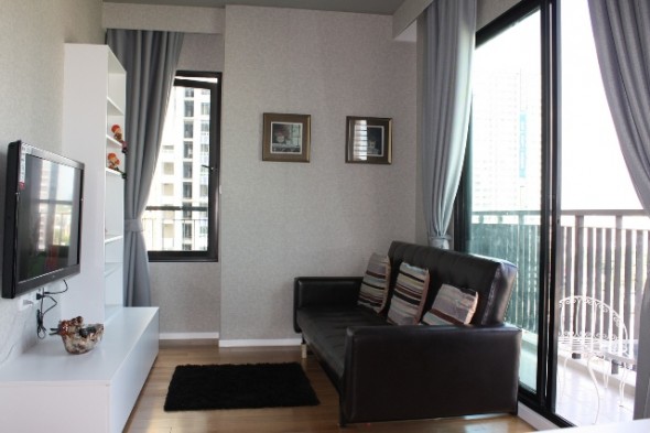 ให้เช่าคอนโดอ่อนนุช อุดมสุข : Blocs 77, 64sqm Brand New, Fully Furnished Two Bedrooms Apartment for rent at Blocs 77