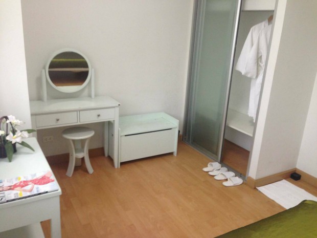 ให้เช่าคอนโดสุขุมวิท อโศก ทองหล่อ : Supalai Premier Place Asoke, 97 sqm Corner unit Fully furnished 2 Bedrooms Condo for RENT at Supalai Premier Place Asoke.