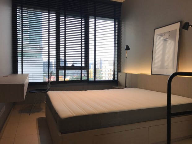 For RentCondoSukhumvit, Asoke, Thonglor : The Lofts Ekkama, The Lofts Ekkama condo for rent well price!! spaious room 1bedroom 1bathroom 35sqm.