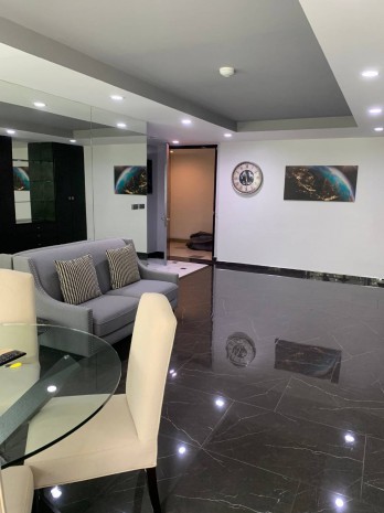 ขายคอนโดสุขุมวิท อโศก ทองหล่อ : Avenue 61, 107 sqm. Beautiful, luxury, Fully Furnish Two Bedrooms Condo for Sale at Avenue 61.