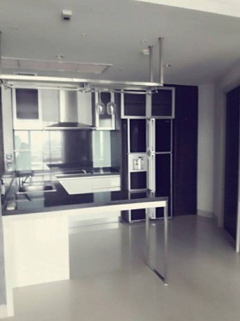 ขายคอนโดวงเวียนใหญ่ เจริญนคร : Watermark Chaophraya, Watermark Chaophraya River Condo ,River view High floor 105.21 sqm 2 bedroom 2 bathroom for rent/sale well price!!