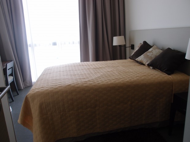 For RentCondoWongwianyai, Charoennakor : The River, The River condo for rent well price!! spaious room 3bedroom 3bathroom 145sqm.