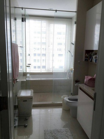 For SaleCondoWitthayu, Chidlom, Langsuan, Ploenchit : Q Langsuan, 106.31sqm. Spacious, Convenient Two Bedrooms Condo for Sale at Q Langsuan.
