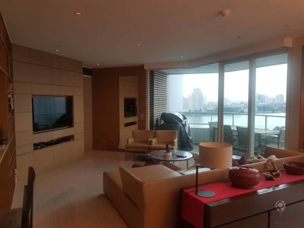 ขายคอนโดวงเวียนใหญ่ เจริญนคร : Watermark Chaophraya, Watermark Chaophraya River Condo ,very nice view Low floor 165sqm 3 bedroom 4 bathroom 1 maidroom 1 kitchenroom for sale well price!
