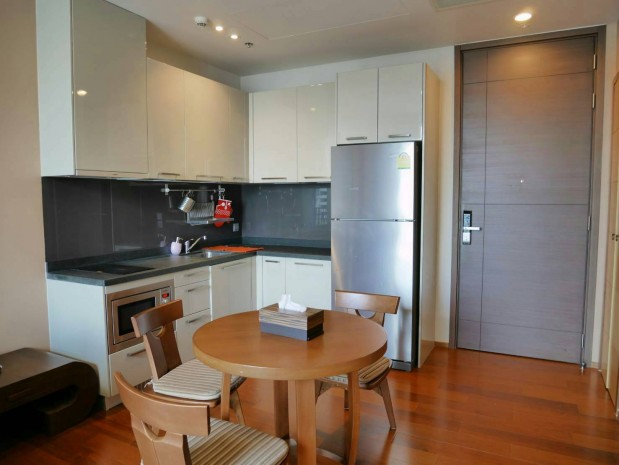 For RentCondoSukhumvit, Asoke, Thonglor : Quattro Thonglor, Quattro by Sansiri Convenient Beautiful fully furnished south view 53 sqm 1 bedroom 1 bathroom for rent Well price!!