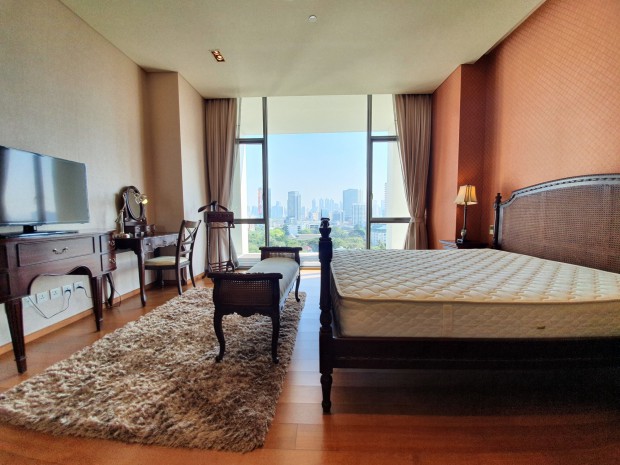 ให้เช่าคอนโดสาทร นราธิวาส : The Sukhothai Residence, 134.33sqm Spacious, Beautiful Fully Furnished, Two Bedrooms Condo for Rent at The Sukhothai Residences.
