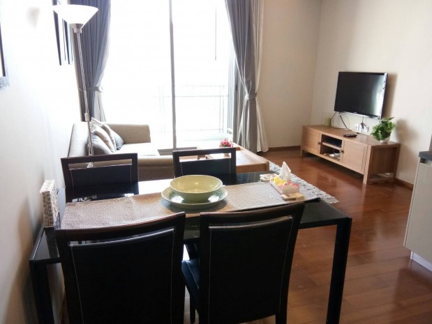 ให้เช่าคอนโดสุขุมวิท อโศก ทองหล่อ : Quattro Thonglor, Quattro by Sansiri Spacious Convenient Beautiful fully furnished high floor great view and openness 81 sqm 2 bedroom 2 bathroom For rent !!