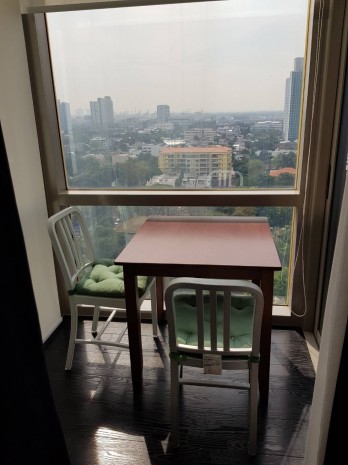 ให้เช่าคอนโดสุขุมวิท อโศก ทองหล่อ : Ashton Morph 38, Ashton Morph Sukhumvit 38 Fully furnished 37.90sqm Duplex corner room  south view Sale with Tenant !!