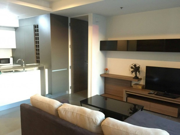 ขายคอนโดวงเวียนใหญ่ เจริญนคร : The River, 69sqm cozy, city view, One Bedroom Condo for Rent/Sale at The River.