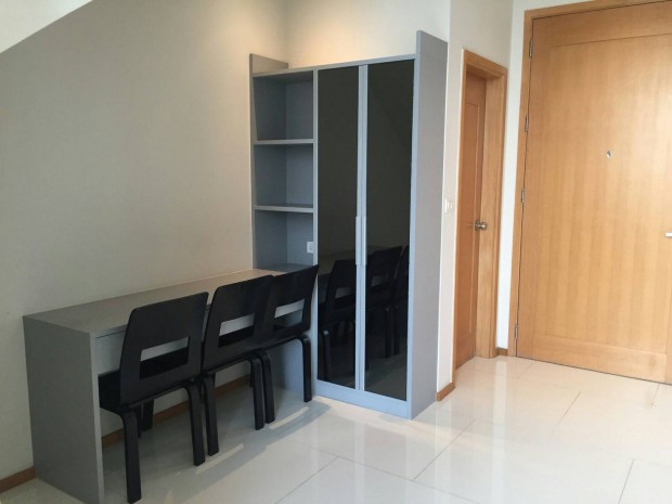 ให้เช่าคอนโดสุขุมวิท อโศก ทองหล่อ : The Emporio Place, The Emporio Place 72 sqm 1 bedroom 1 bathroom ready to move in fully furnished for rent Well price!!