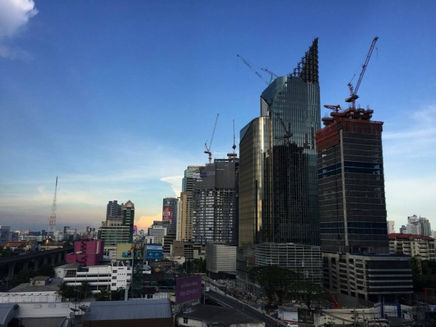 For RentCondoRama9, Petchburi, RCA : The Address Asoke, 45sqm city view, cozy One Bedroom condo for Rent at The Address Asoke
