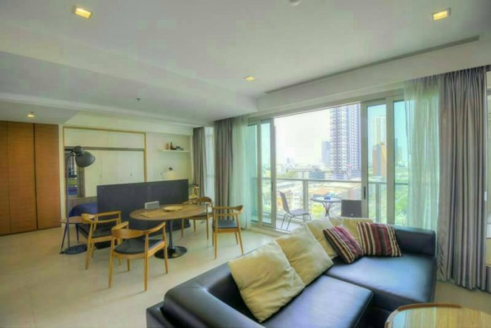 ขายคอนโดวงเวียนใหญ่ เจริญนคร : The River Condo, The River is a condominium project, developed by Raimon Land, located at 753 Charoen Nakhon, Khlong Ton Sai, Khlong San, Bangkok 10600. Raimon Land is also the developer behind Northpoint, The Lofts Asoke and The Lofts Yennakart. Construc