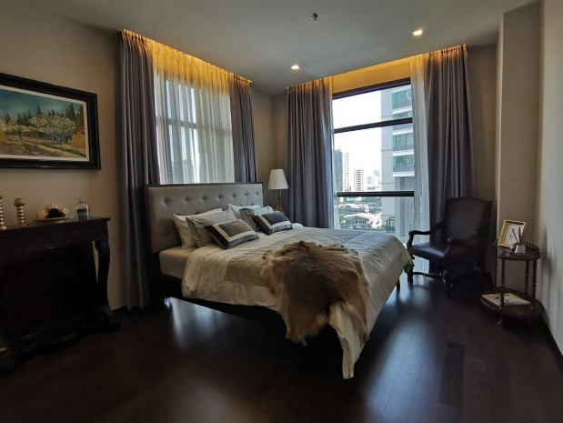 ขายคอนโดสุขุมวิท อโศก ทองหล่อ : The XXXIX by Sansiri, 82sqm Beautiful, Elegant Two Bedrooms Condo for Sale at The XXXIX by Sansiri.