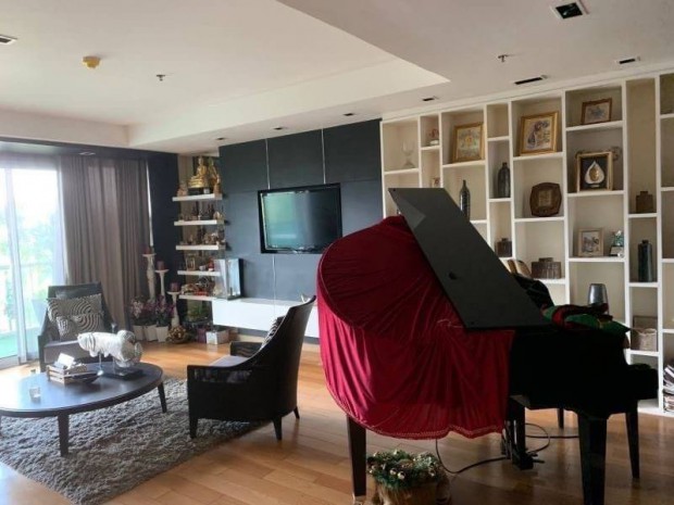 ขายคอนโดสุขุมวิท อโศก ทองหล่อ : Belgravia Residence, 298sqm convenient Four Bedrooms Apartment for sale at Belgravia Residence.