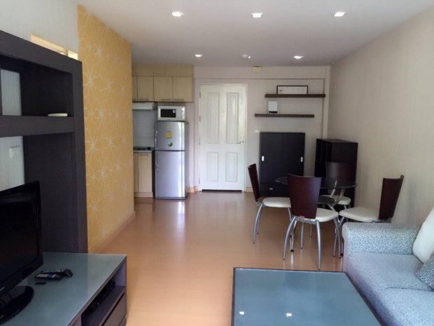 ขายคอนโดสุขุมวิท อโศก ทองหล่อ : Plus 38 Hip, 50sqm Beautiful, Elegant 1 Bedroom condo for rent at Plus 38 Hip