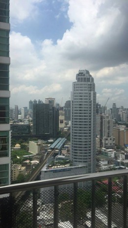 ให้เช่าคอนโดสุขุมวิท อโศก ทองหล่อ : Fullerton, 96sqm spacious Two Bedrooms Condo for Rent/Sale at Fullerton
