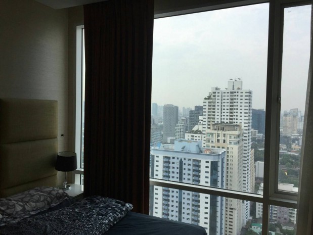 ให้เช่าคอนโดสุขุมวิท อโศก ทองหล่อ : Fullerton, 96sqm convenient, Fully Furnished, High Floor Two Bedrooms Condo for Rent at Fullerton.
