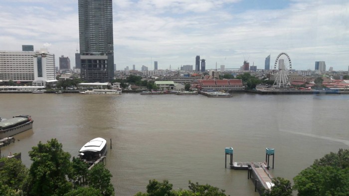 ขายคอนโดวงเวียนใหญ่ เจริญนคร : Watermark Chaophraya, Watermark Chaophraya River Condo ,River view low floor, 242 Sqm 3+1 bedroom 4 bathroom  1  livingroom 1 maid for Rent/Sale Well price!!