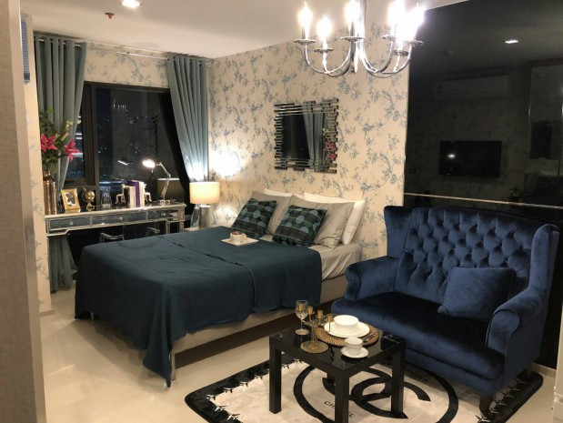 ให้เช่าคอนโดสุขุมวิท อโศก ทองหล่อ : Rhythm Sukhumvit 36-38, 24sqm Beautiful fully furnished Studio Condo for Rent at Rhythm sukhumvit 36-38