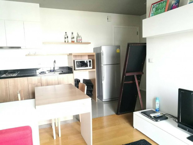 ขายคอนโดอ่อนนุช อุดมสุข : Blocs 77, 41sqm pool view, fully furnished One Bedroom Condo for Rent at Blocs 77