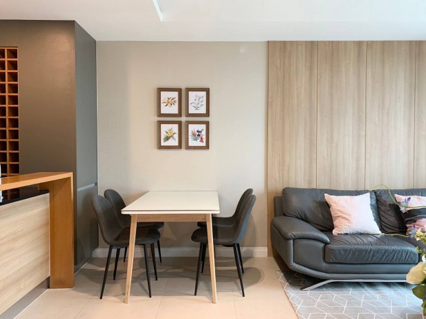 ให้เช่าคอนโดวงเวียนใหญ่ เจริญนคร : The River, 58 sqm. Beautiful fully furnished, One Bedroom Condo for RENT at The River.