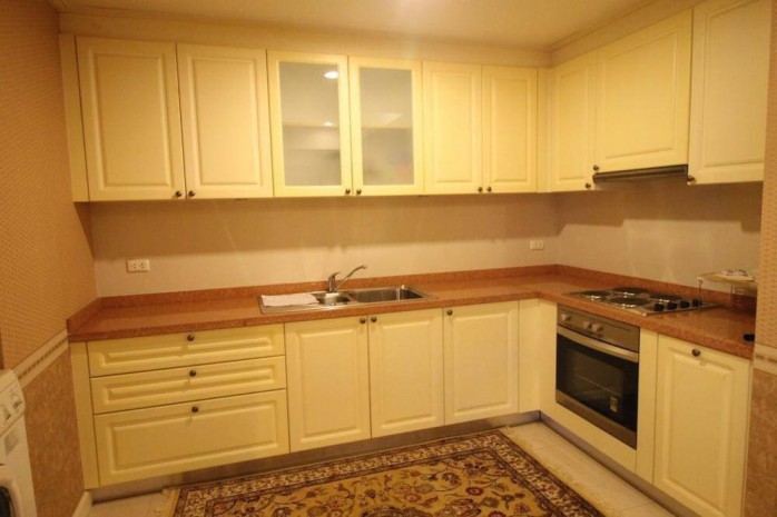 ขายคอนโดสุขุมวิท อโศก ทองหล่อ : La Vie En Rose, 85 sqm. convenient Two Bedrooms Condo for SALE at La Vie En Rose