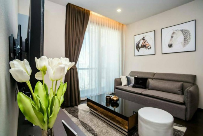 ขายคอนโดสุขุมวิท อโศก ทองหล่อ : The XXXIX by Sansiri, 55sqm Brand New, Luxury One Bedroom Condo for rent at The XXXIX
