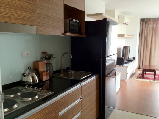 ขายคอนโดสีลม ศาลาแดง บางรัก : The Treasure Silom, 65sqm Brand New, Cozy Two Bedrooms Condo for Rent at The Treasure Silom