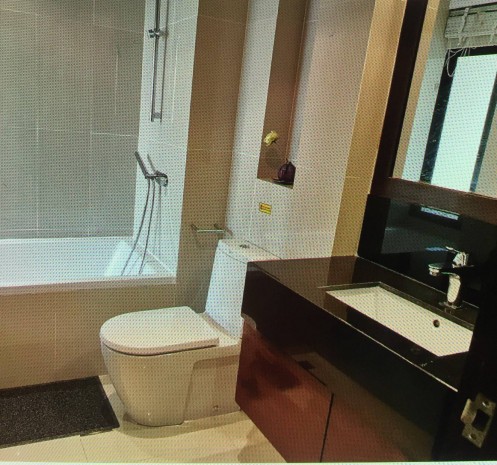 ขายคอนโดสาทร นราธิวาส : Sathorn Garden, 175 sqm. Wood Built-in Furniture Three Bedrooms Condo for RENT/SALE at Sathorn Garden.