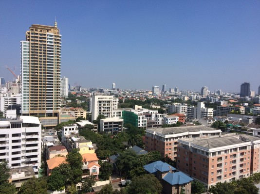 ให้เช่าคอนโดสุขุมวิท อโศก ทองหล่อ : The Royal Castle Sukhumvit 39, 165sqm Spacious, Nice Three Bedrooms Flat to let at The Royal Castle Sukhumvit 39