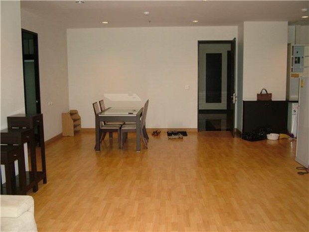 ให้เช่าคอนโดสุขุมวิท อโศก ทองหล่อ : CitiSmart Sukhumvit 18, 123 sqm. cozy Three Bedrooms Condo for Rent at CitiSmart Sukhumvit 18.