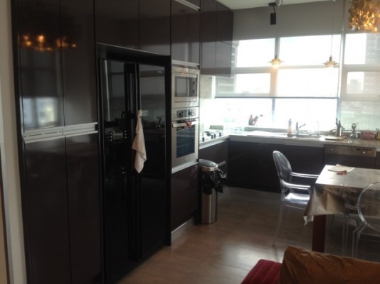 ขายคอนโดราชเทวี พญาไท : Baan Klang Krung Siam Patumwan, 134sqm Luxury, Elegant Three Bedrooms Condo to let at Baan Klang Krung Siam Patumwan