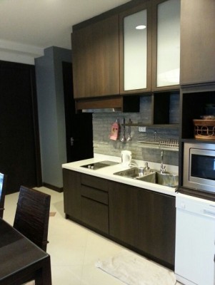 ให้เช่าคอนโดราชเทวี พญาไท : The Address @ Siam (Vogue @ Siam), 90sqm Spacious, Convenient Three Bedrooms Condo to let at The Address Siam