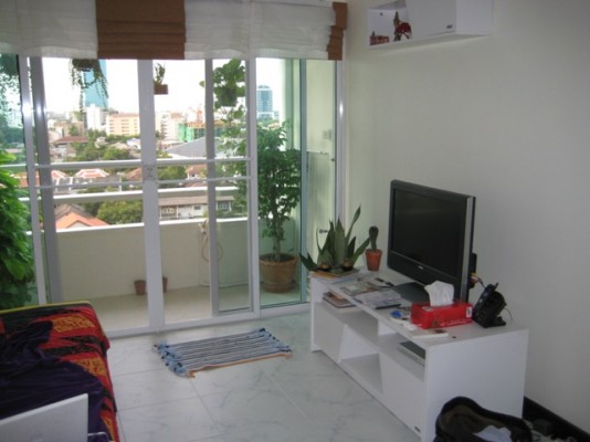 ให้เช่าคอนโดสุขุมวิท อโศก ทองหล่อ : Thonglor Tower, 50sqm Peaceful, Ready To Move In Two Bedroom Flat To Let at Thonglor Tower