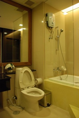 For SaleCondoSukhumvit, Asoke, Thonglor : Nusasiri Grand Condo, 80sqm Modern, Fully Furnished 2 Bedrooms Condo to let at Nusasiri