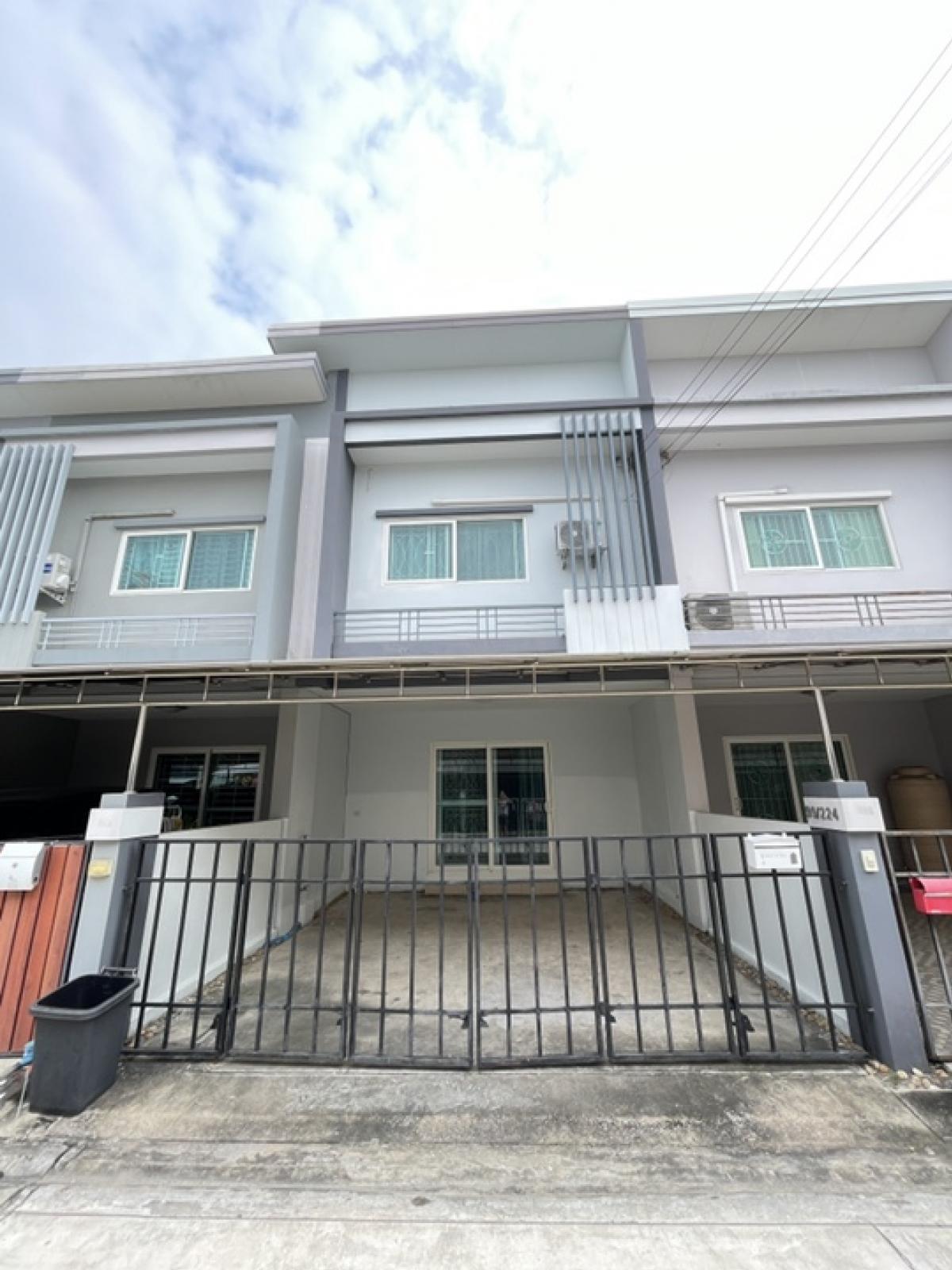 For RentTownhomeChaengwatana, Muangthong : Ⓜ️ 2 storey townhouse for rent, Pak Kret, Chaengwattana, near Muang Thong Thani 🧸 Pets allowed, registered.