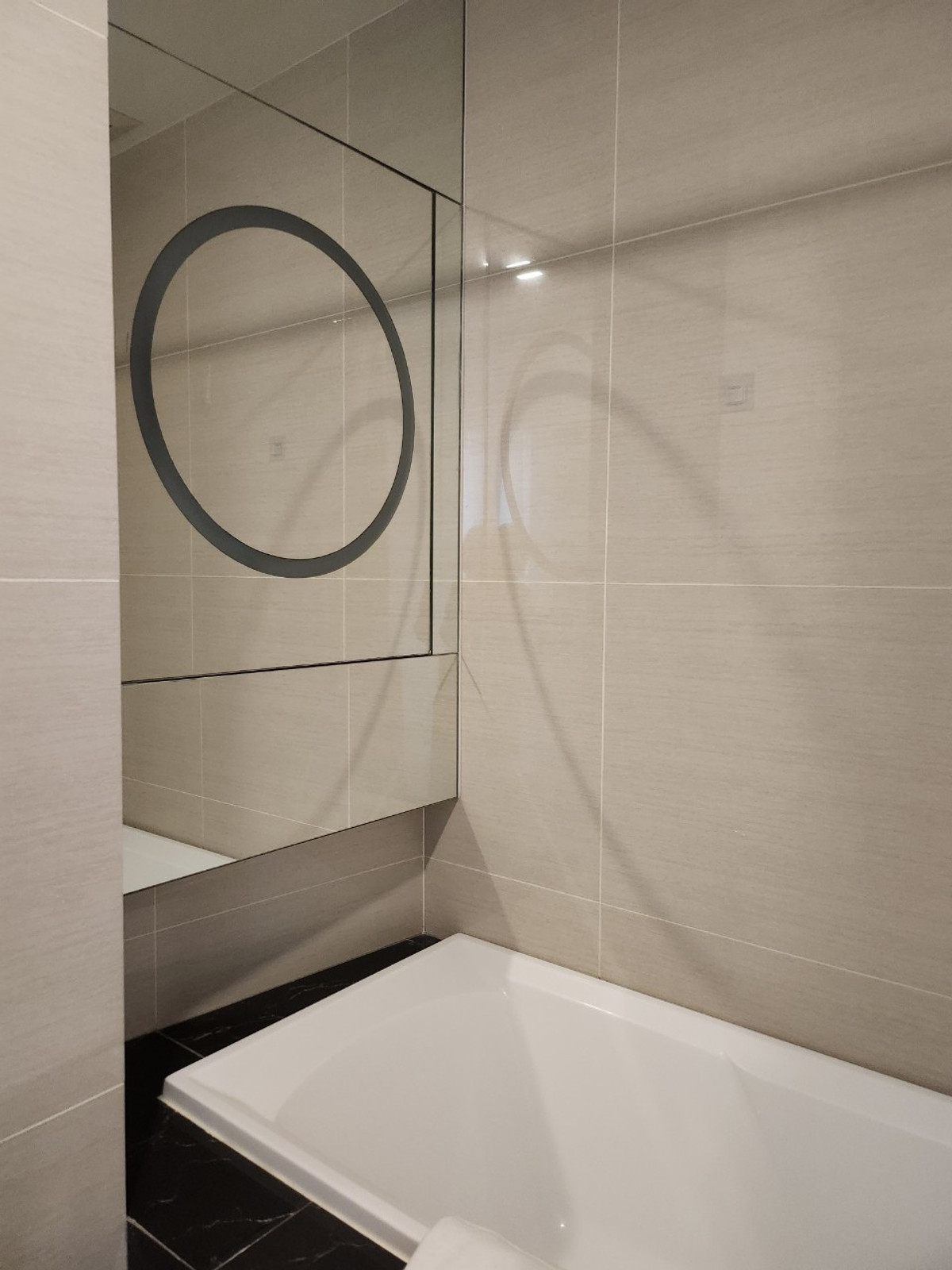 ให้เช่าคอนโดสุขุมวิท อโศก ทองหล่อ : ✅Condo for Rent Park Origin Phromphong1 Bedroom (bathtub) FREE Wi-Fi @ Park Origin Phromphong (Hampton Residence Next to Emporium)