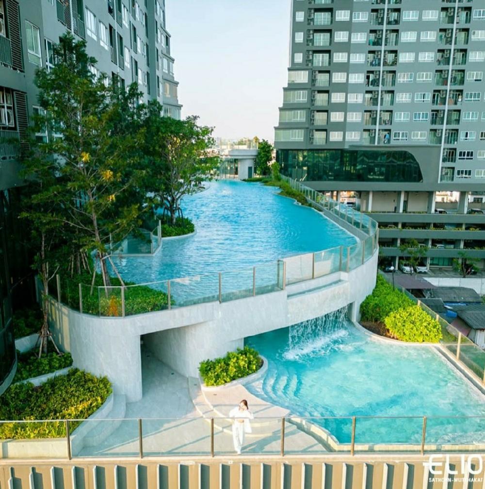 For SaleCondoThaphra, Talat Phlu, Wutthakat : 🐰🔥 Elio Sathorn-Wutthakat, the condo is ready to move in, hurry up!! One price, only 2.09 million * (79,000 baht./ sq m) 😉.📲 Register for more privileges 📞 098-292-4151